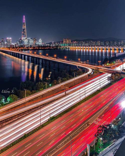 哪里的夜色更璀璨?!